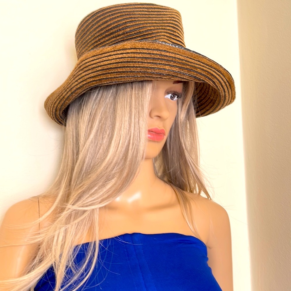 Eric Javits Squishy Hat Soft, Packable, Light Wei… - image 4